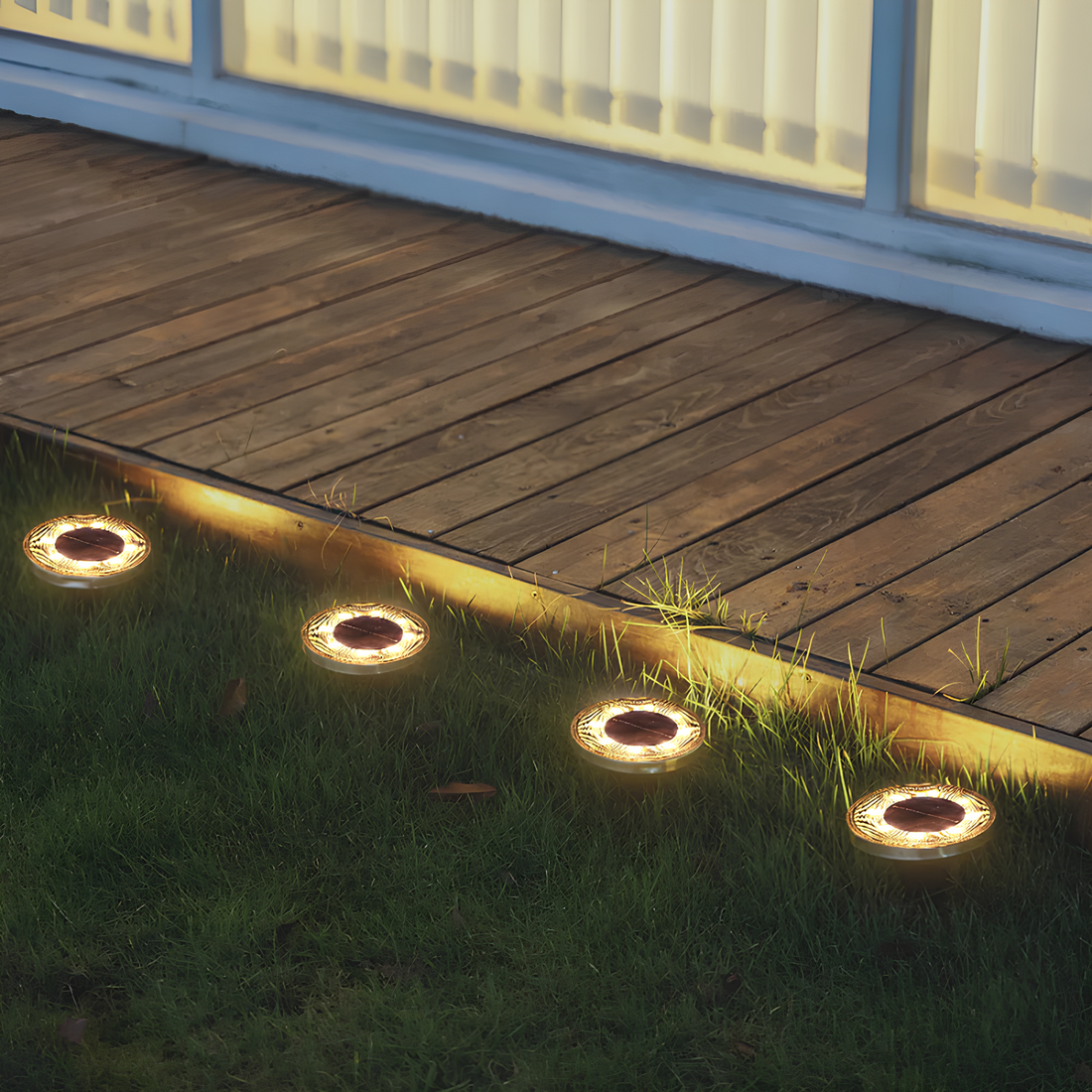 SolarGlow – Automatic In-Ground Light